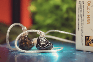 QKZ x HBB in-ear monitors IEM
